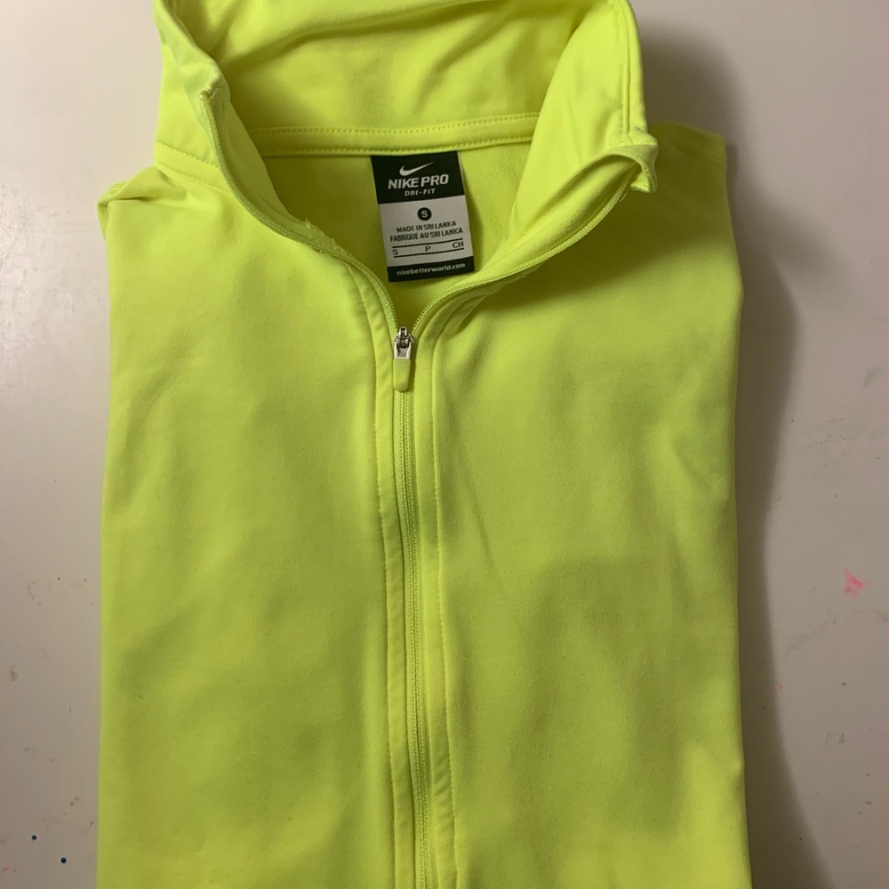 Nike Neon Dri-Fit Quarter Zip⚠️